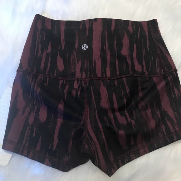 NWT PABO BORDEAUX LULULEMON BOOGIE SHORT ROLL DOWN - Picture 4 of 7